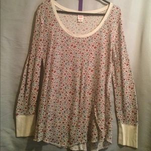 Mossimo Supply Co Waffle Knit Floral Top